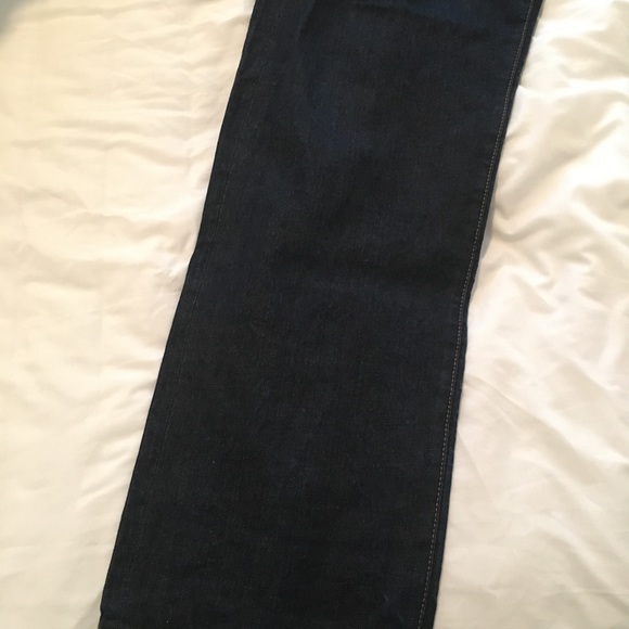 Evisu Jeans - Picture 2 of 14